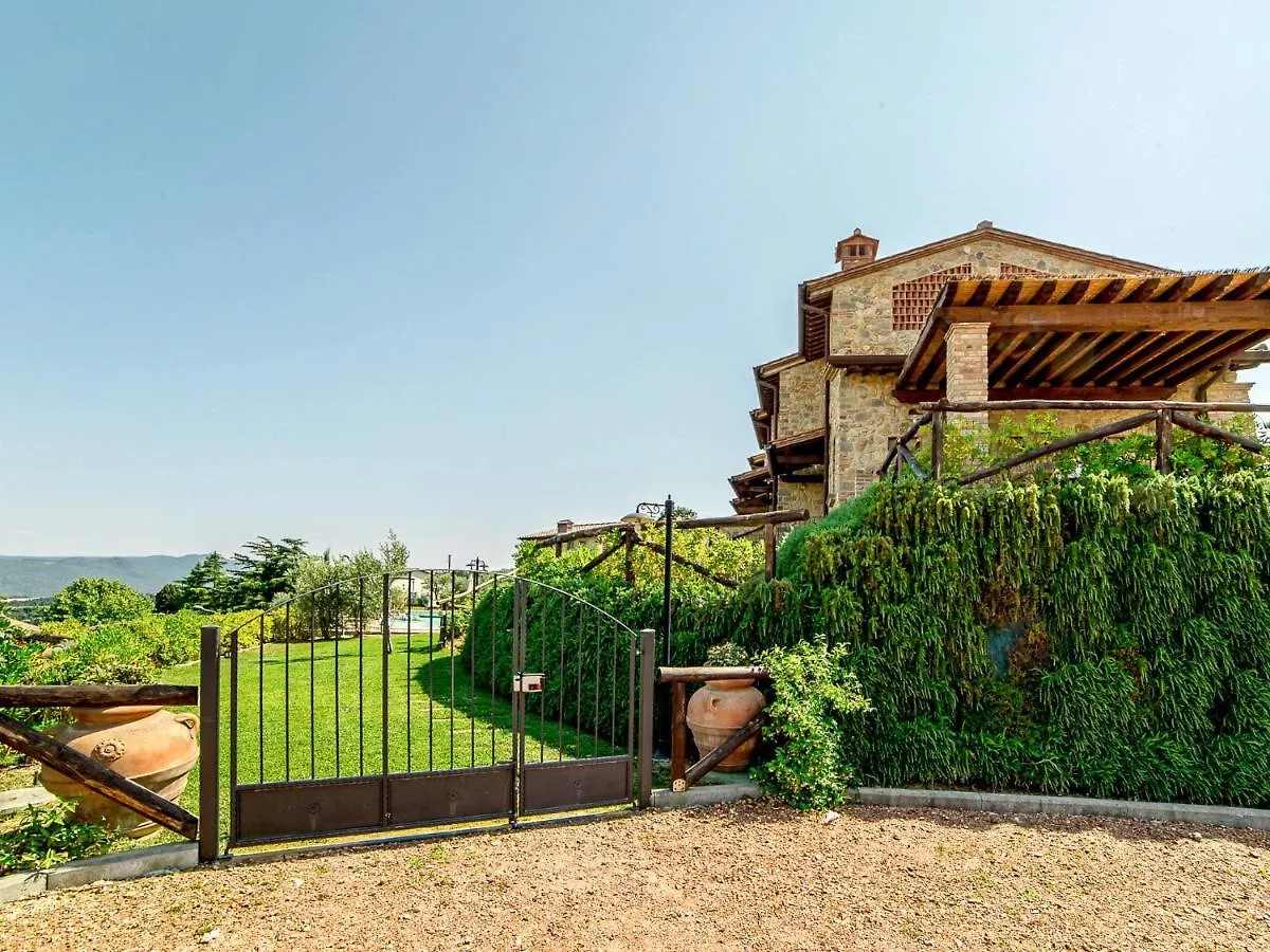 Apartment Appartamento Ginepro - Borgo In Chianni By Interhome